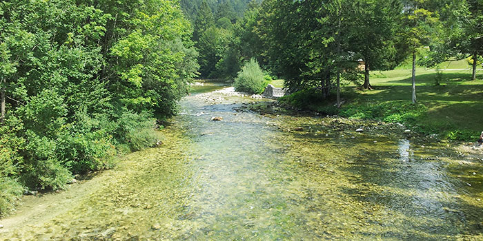 lago-bohinj-eslovenia-aguas-cristalinas