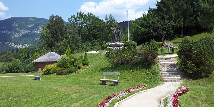 lago-bohinj-eslovenia-senderismo-turismo