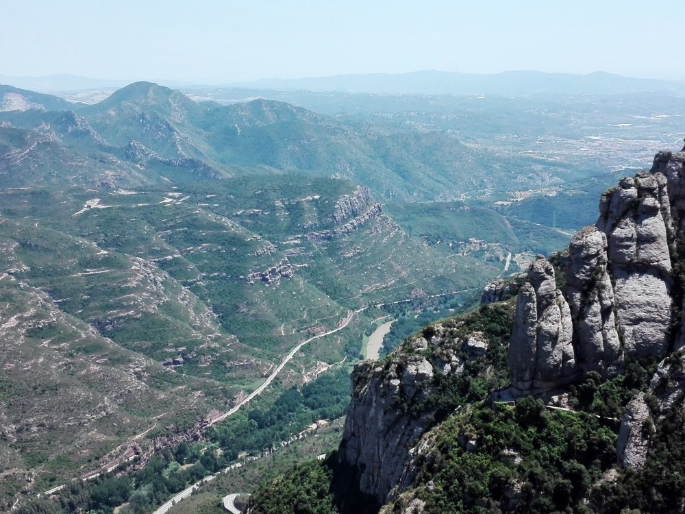 Montserrat-rio-llobregat-naturaleza-catalunya
