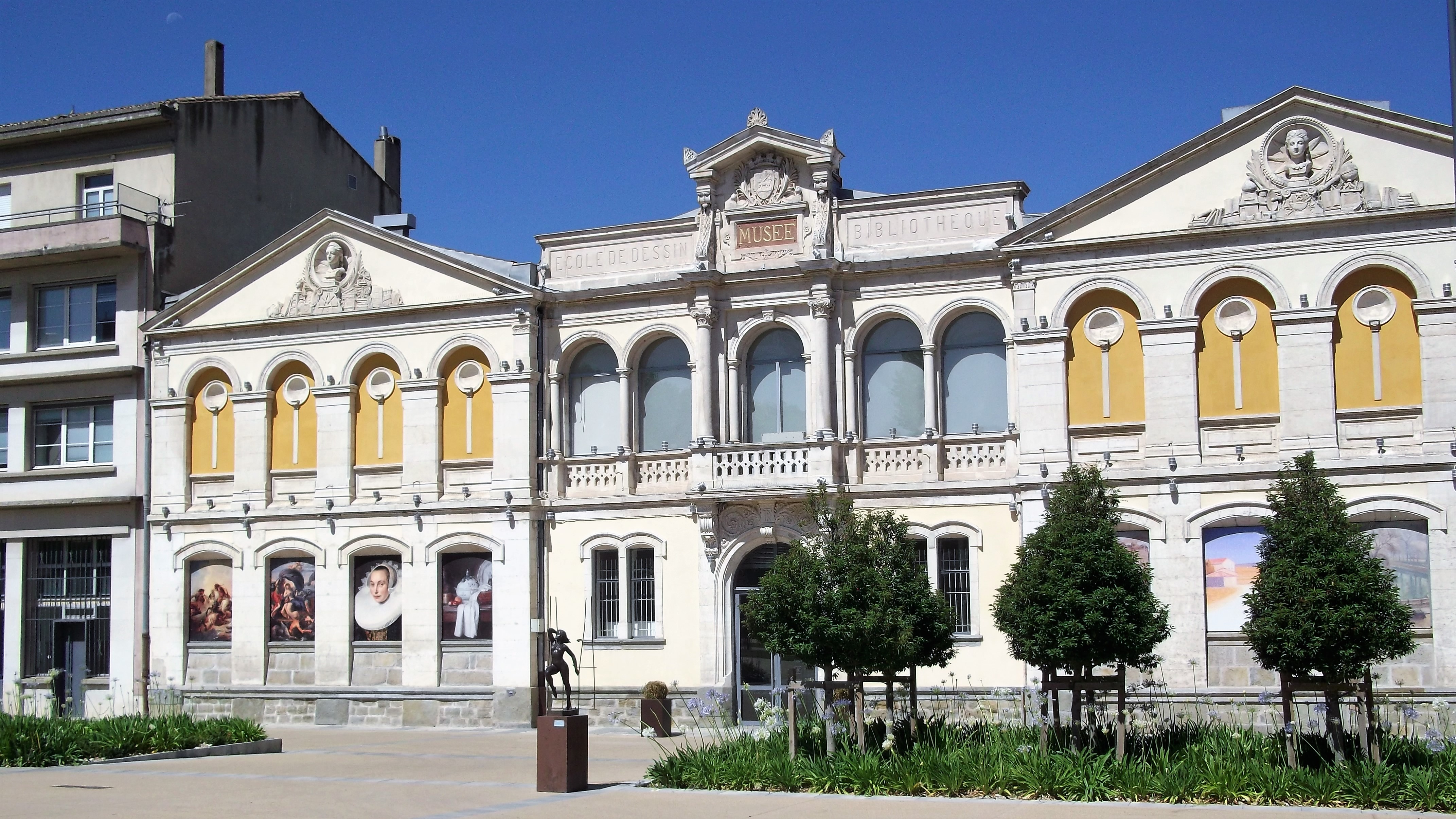 Carcasona-museo-de-bellas-artes-donviajon-cultura-occitania-francia