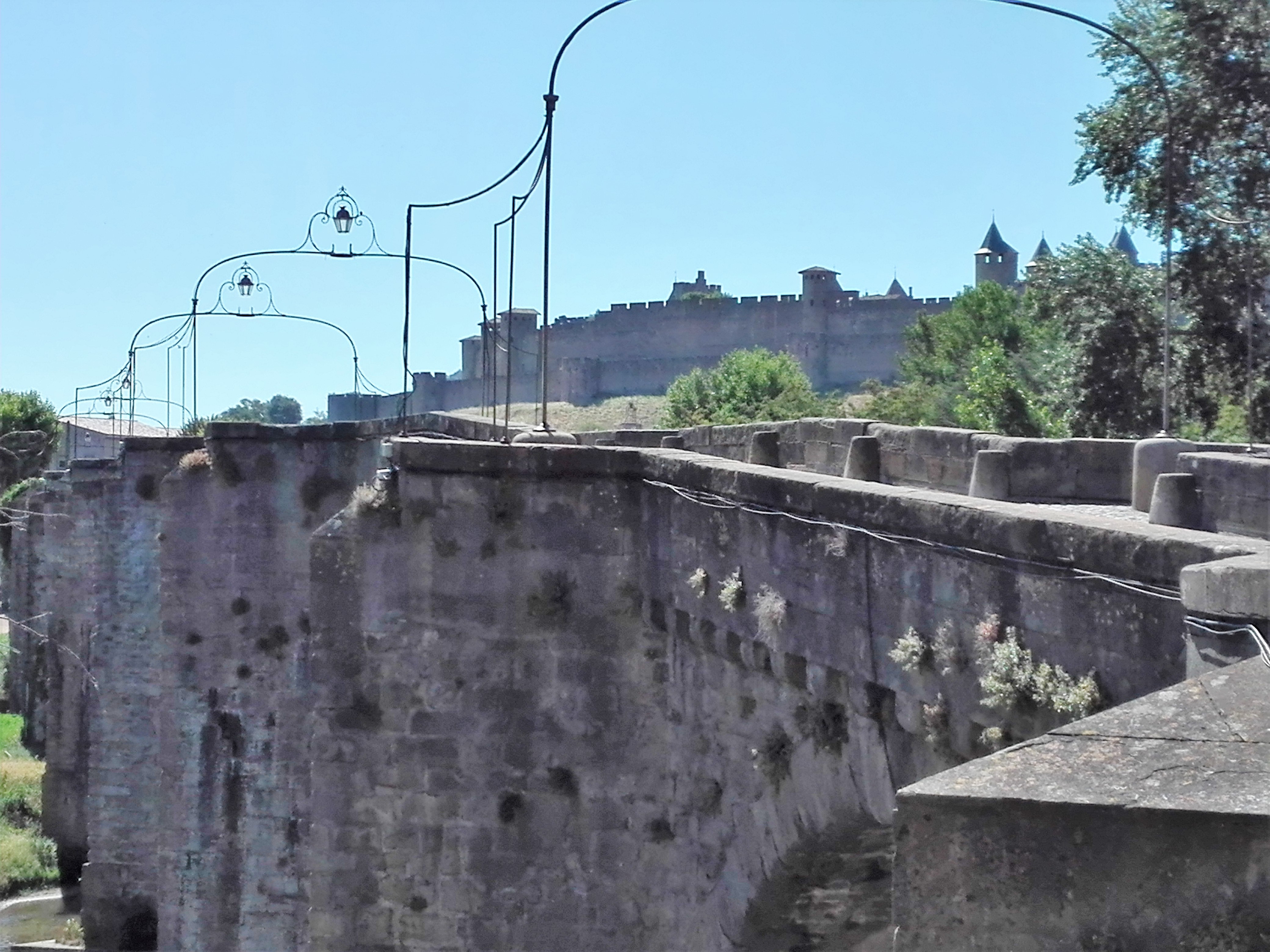 Carcasona-puente-viejon-donviajon-medieval-unesco-francia