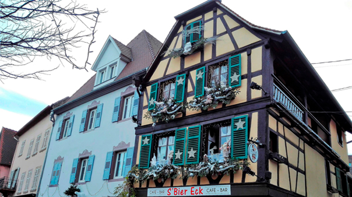 Obernai-casas-coloridas-y-bonitas-donviajon-arquitectura-tipica-alsacia-francia