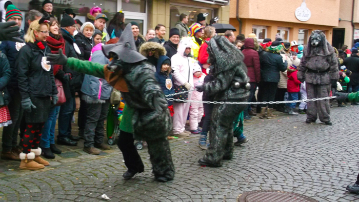 Weil-der-Stadt-donviajon-hombres-lobos-mitos-y-leyendas-de-la-suabia-turismo-carnaval-alemania