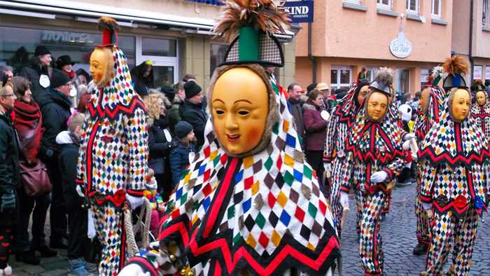 Weil-der-Stadt-narri-narro-donviajon-turismo-carnaval-cultural-tradiciones-baden-wurttemberg-alemania