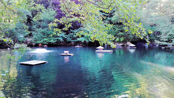 BadWildbad-Kurpark-Schwansee-donviajon-turismo-aventura-naturaleza-Selva-Negra-Baden-Wurttemberg-Alemania