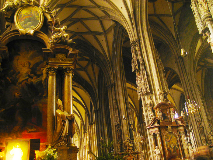 Viena-arte-religioso-gotico-barroco-catedral-de-San-Esteban-donviajon-turismo-cultural-Austria
