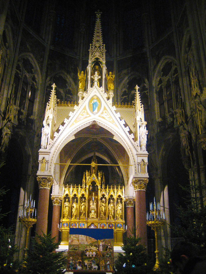 Viena-arte-religioso-gotico-iglesia-votiva-donviajon-turismo-cultural-aventura-invierno-Austria