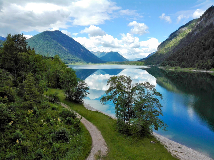 lago-Sylvensteins-don-viajon-rutas-de-senderismo-Karwendel-turismo-aventura-naturaleza-alpes bavaros-Lenggries-Alemania