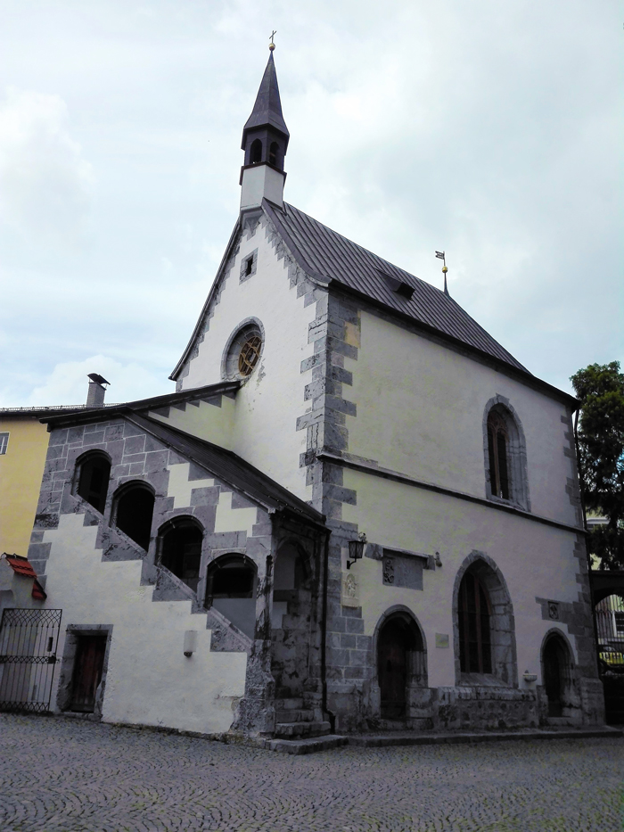 Schwaz-iglesia-de-la-asuncion-de-la-virgen-a-los-cielos-don-viajon-turismo-religioso-cultural-arte-gotico-medieval-Tirol-Austria
