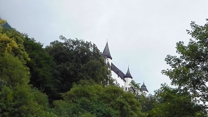 El-castillo-de-Tratzberg-donviajon-castillos-bonitos-de-austria-turismo-cultural-arte-renacentista-Tirol-Jenbach