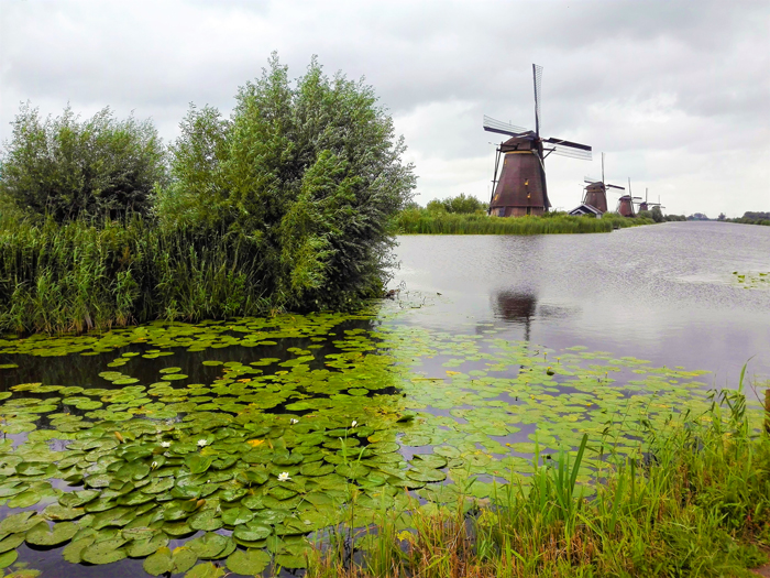 Kinderdijk-polderes-molinos-holandeses-don-viajon-turismo-recreativo-Paises-Bajos