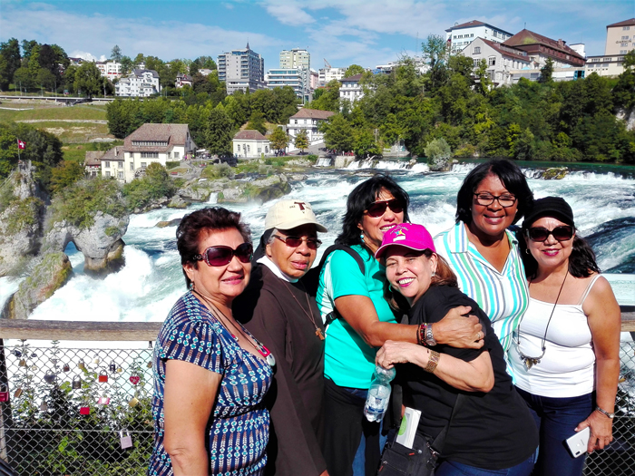 las-inseparables-viajeras-don-viajon-turismo-naturaleza-cataratas-del-rin-Suiza