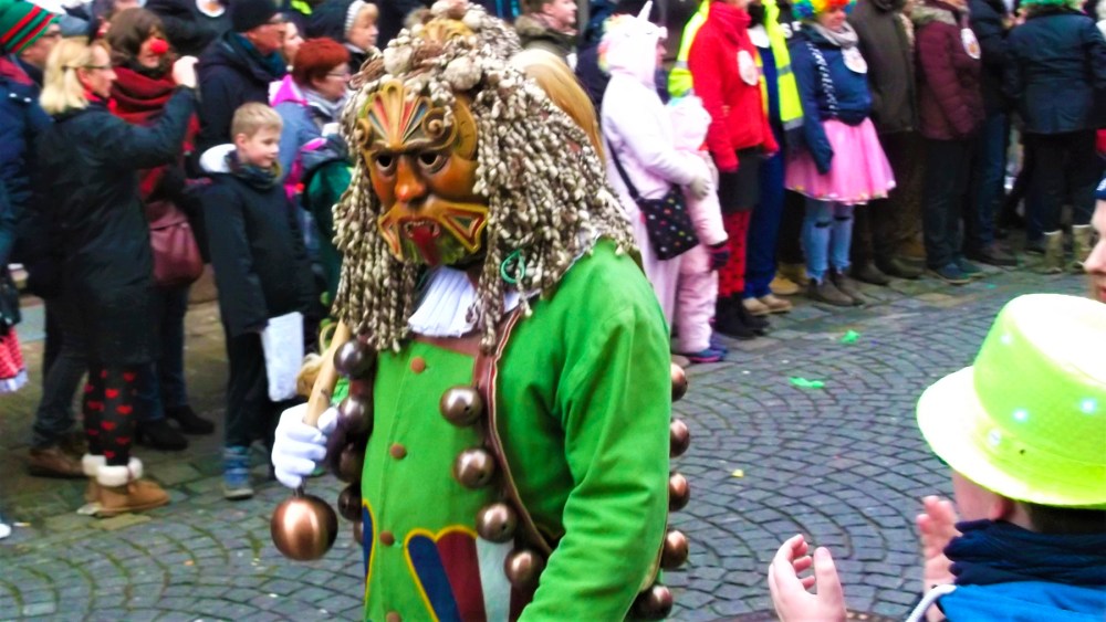 Narrenzunft-Weil-der-Stadt-don-viajon-turismo-cultural-recreativo-aventura-Suabia-Baden-Wurttemberg-Alemania