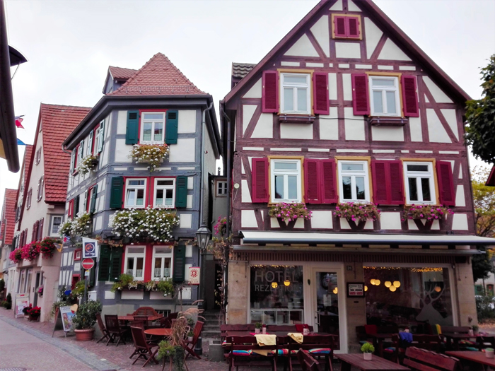Besigheim-ruta-casas-de-entramado-de-madera-Baden-Wurttemberg-Alemania-don-viajon-turismo-urbano-cultural-recreativo-gastronomico-rio-Enz