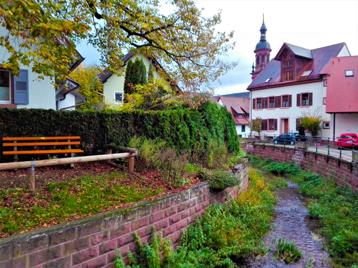 rio-gengen-don-viajon-turismo-recreativo-cultural-Gengenbach-Selva-Negra-Baden-Wurttemberg-Alemania