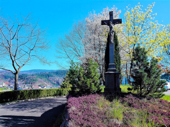 Valle-del-rio-Murg-Weisenbach-don-viajon-turismo-recreativo-senderismo-naturaleza-Selva-Negra-Alemania